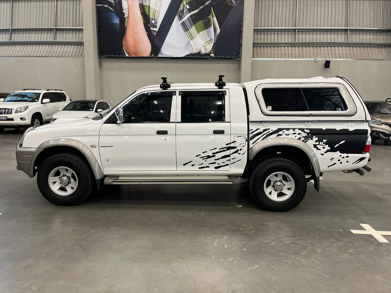 COO&DON 　COLT 2006 Mitsubishi Colt 2800 TDi Rodeo Double Cab